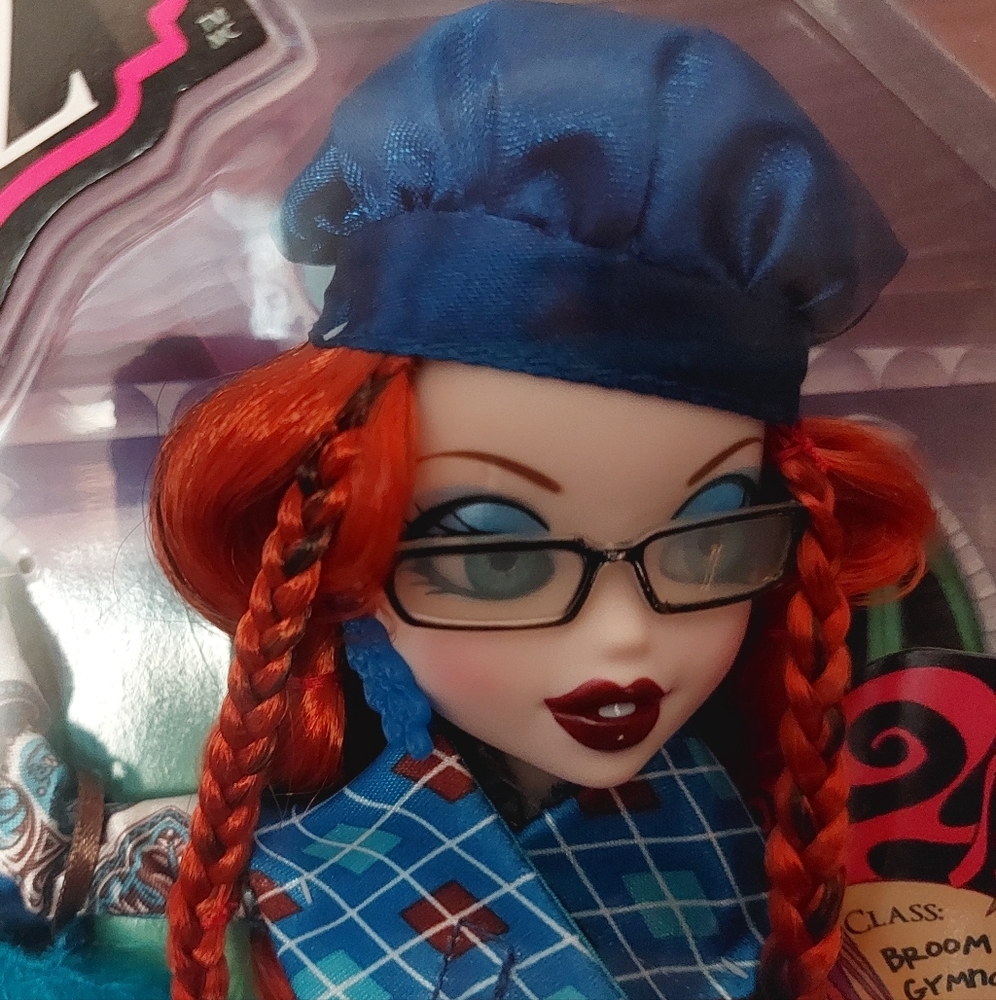 Meygana BroomStick - House of Witchez - Back to Magic